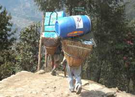 Expedition porters on the way to Namche Bazar
